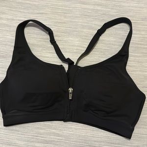 Victoria Sport black push up sports bra size 32B